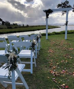 arch white 1 - Peninsula Party Hire